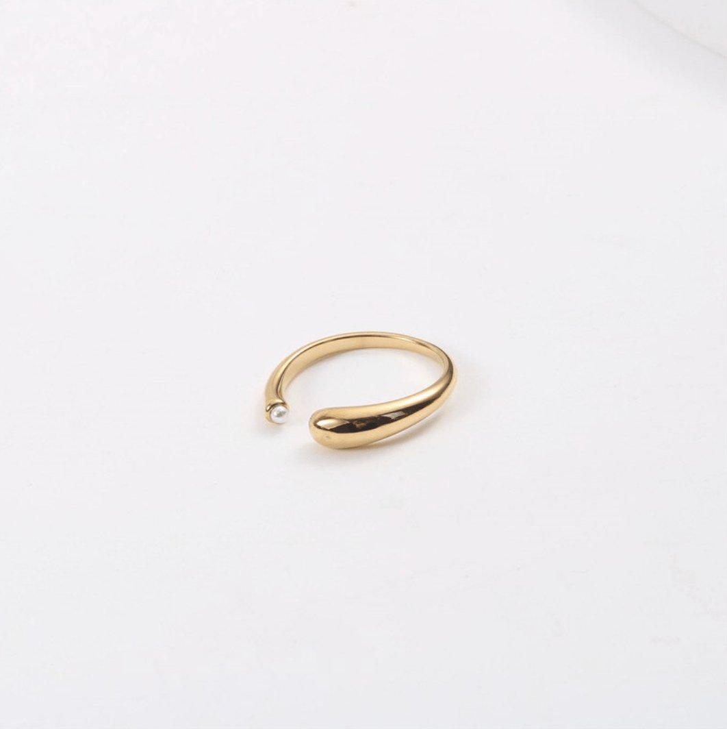 Ana Open Gold Pearl Ring - Classic Chunky Asymmetrical Waterdrop Design with White Shell Pearl