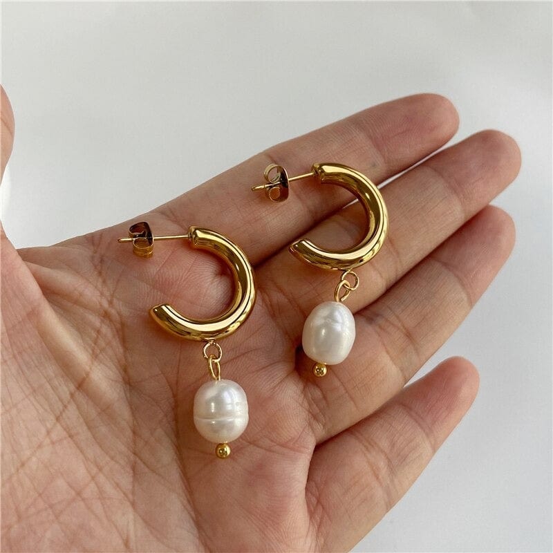 Detailed View of 18K Gold Paved Chunky Hoop on Delia Pearl Earrings Vintage